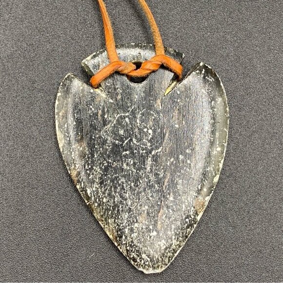 Carved Soapstone Dagger Shaped Pendant Necklace 17in - Picture 10 of 16